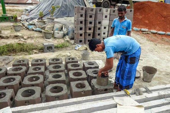 Die effizienten Kochöfen können vor Ort hergestellt werden.
