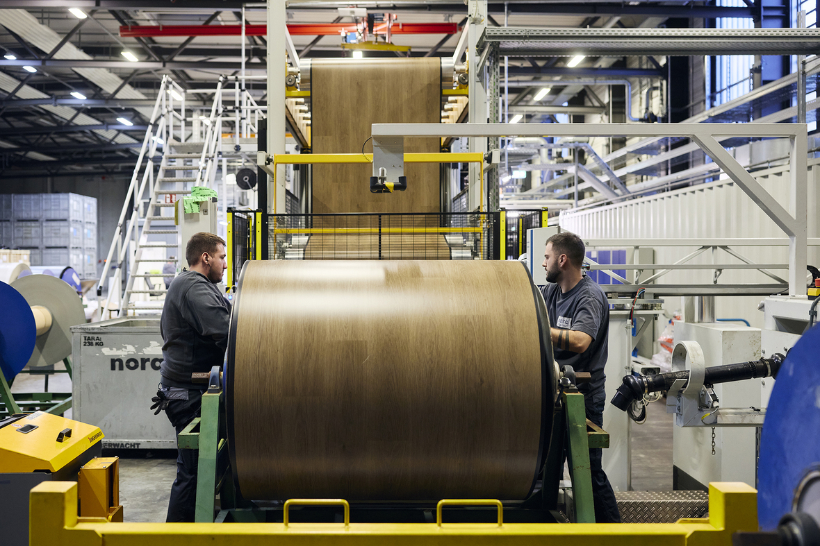 Interface präsentiert noravant – der Beginn einer neuen Ära für Kautschukböden