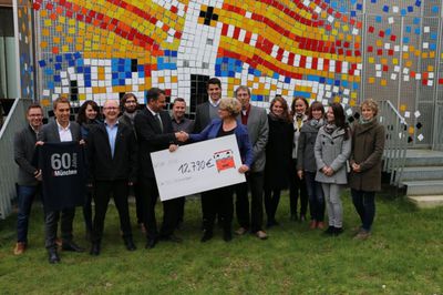 Spenden für die Flüchtlingshilfe.  