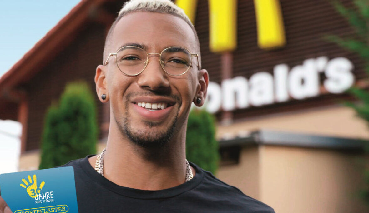 Jérôme Boateng unterstützt Trostpflaster-Aktion 2017