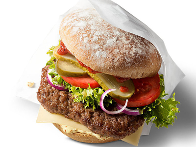 Der erste McDonald’s Burger mit 100 Prozent Bio-Rindfleisch.