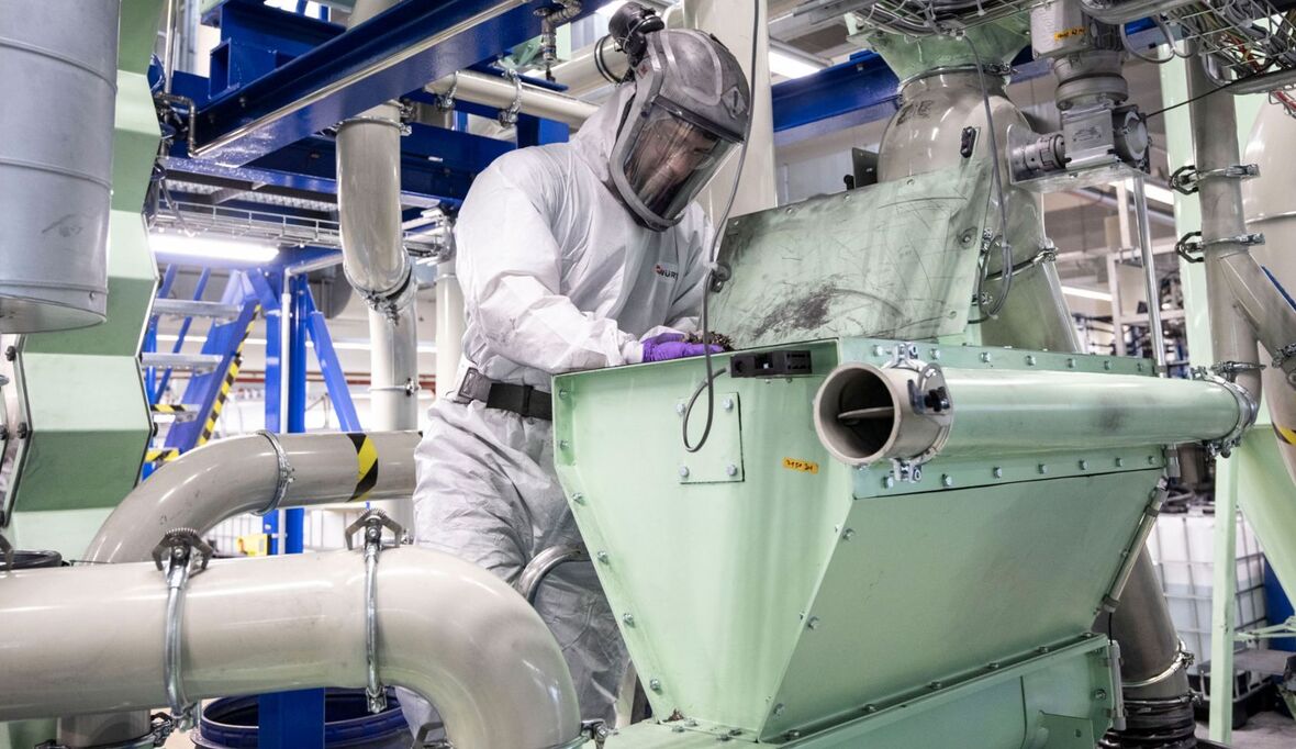 Porsche pilotiert Recyclingprozesse für Hochvoltbatterien