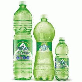 Mineralwasserflasche aus biologisch abbaubarem Kunststoff, Foto: santanna.it