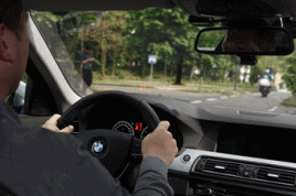 Linksabbiegeassistent von BMW ConnectedDrive. Foto: BMW