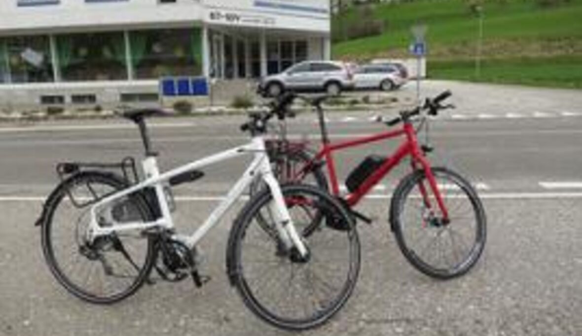 Ladestruktur für E-Bikes: Pilotprojekt gestartet