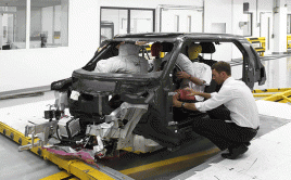 Erprobungsträger mit CFK-Fahrgastzelle, Foto: BMW
