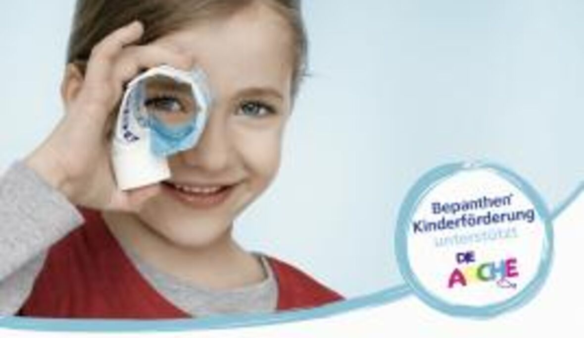Hilfsaktion der Bepanthen-Kinderförderung in Apotheken