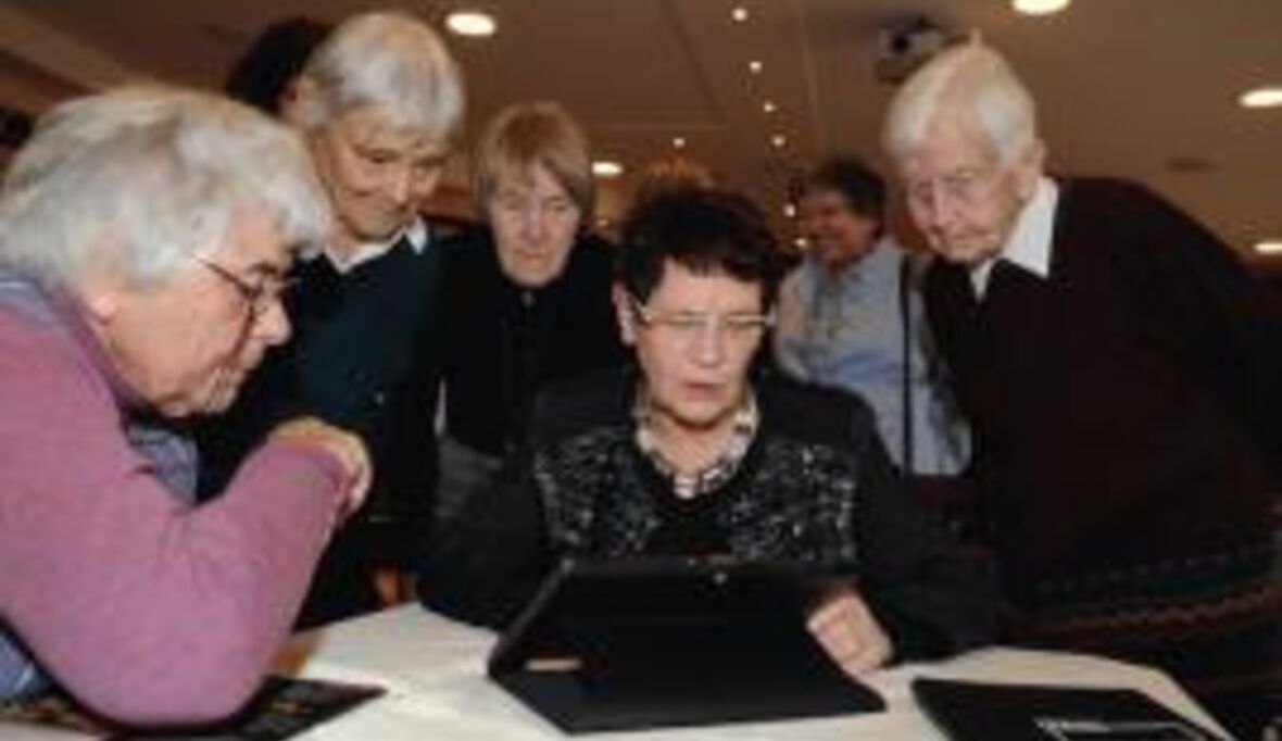 Süssmuth unterstützt Tablet PCs für Senioren