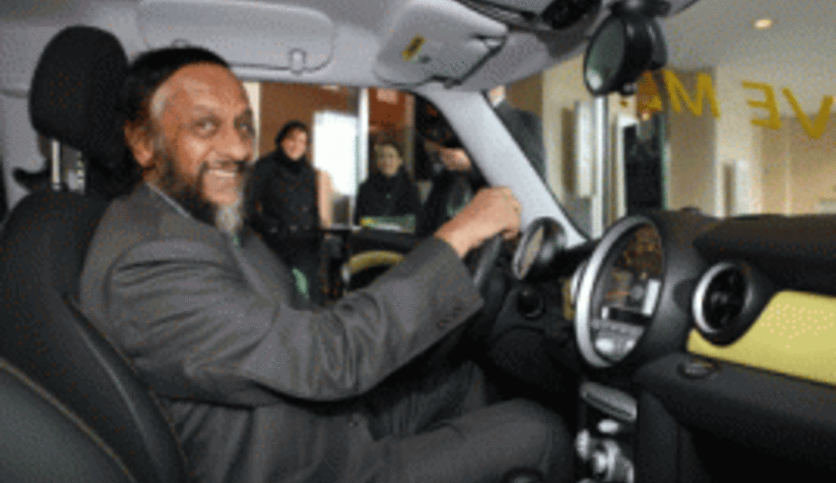 UN-Klimachef Pachauri bei BMW-Nachhaltigkeitsgipfel in Berlin