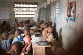 Vielen Kindern an der Elfenbeinküste bleibt der Zugang zu Bildung verwehrt. Foto: Julien Harneis/flickr.com