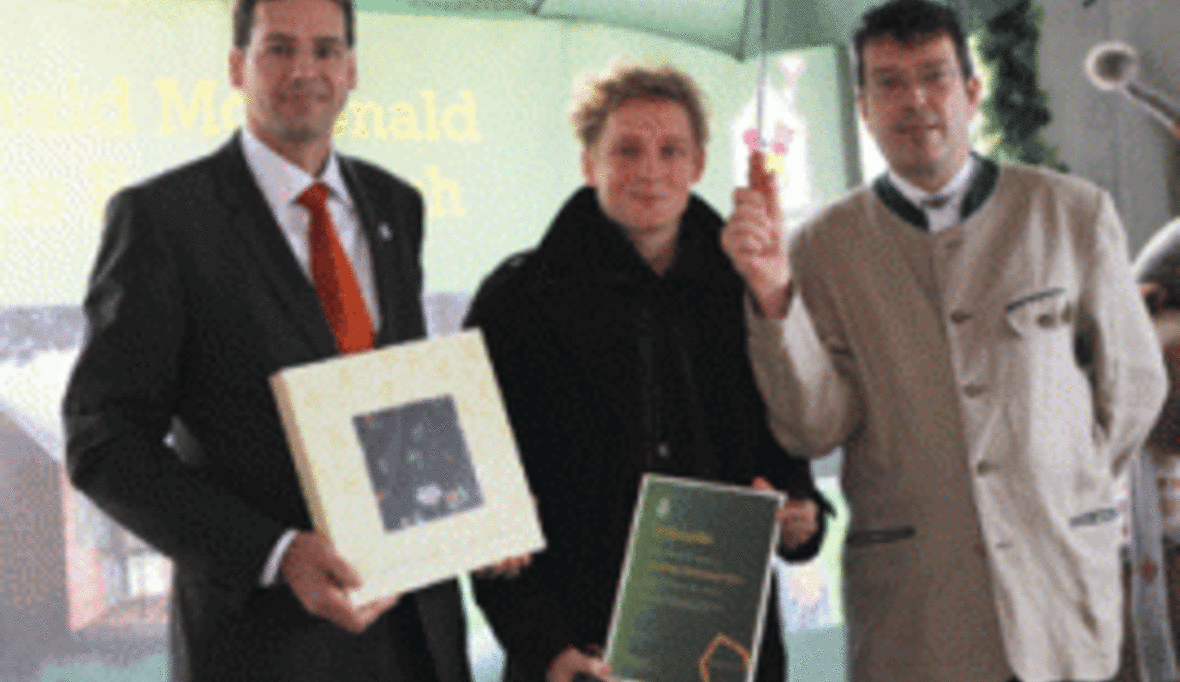 Ronald McDonald Haus in Berlin-Buch feiert Richtfest