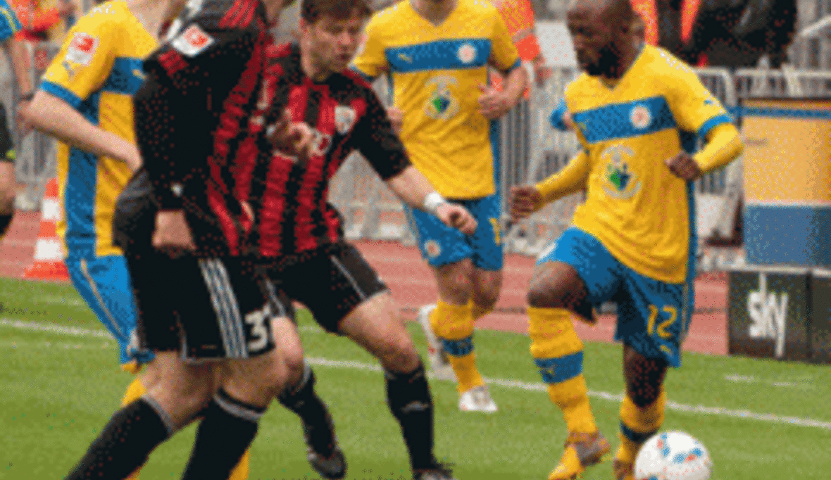 VW und Eintracht Braunschweig sammeln 30.000 Euro für Hilfsprojekt