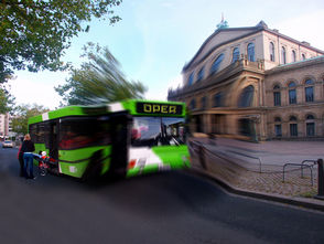 Verzerrte Wahrnehmung der Umgebung bei fortgeschrittendem diabetischen Makulaödem.
